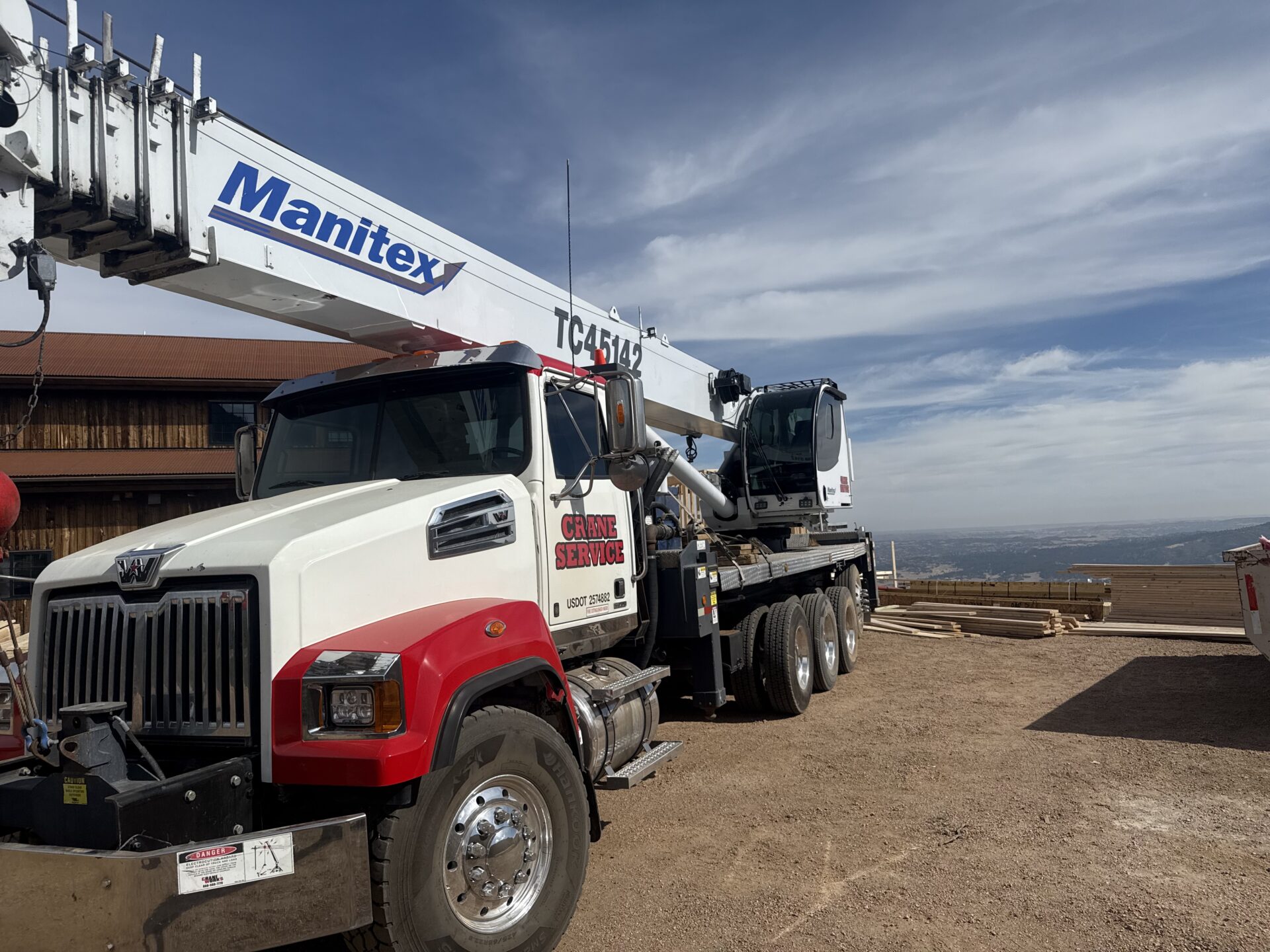 Manitex 45 ton hydraulic crane